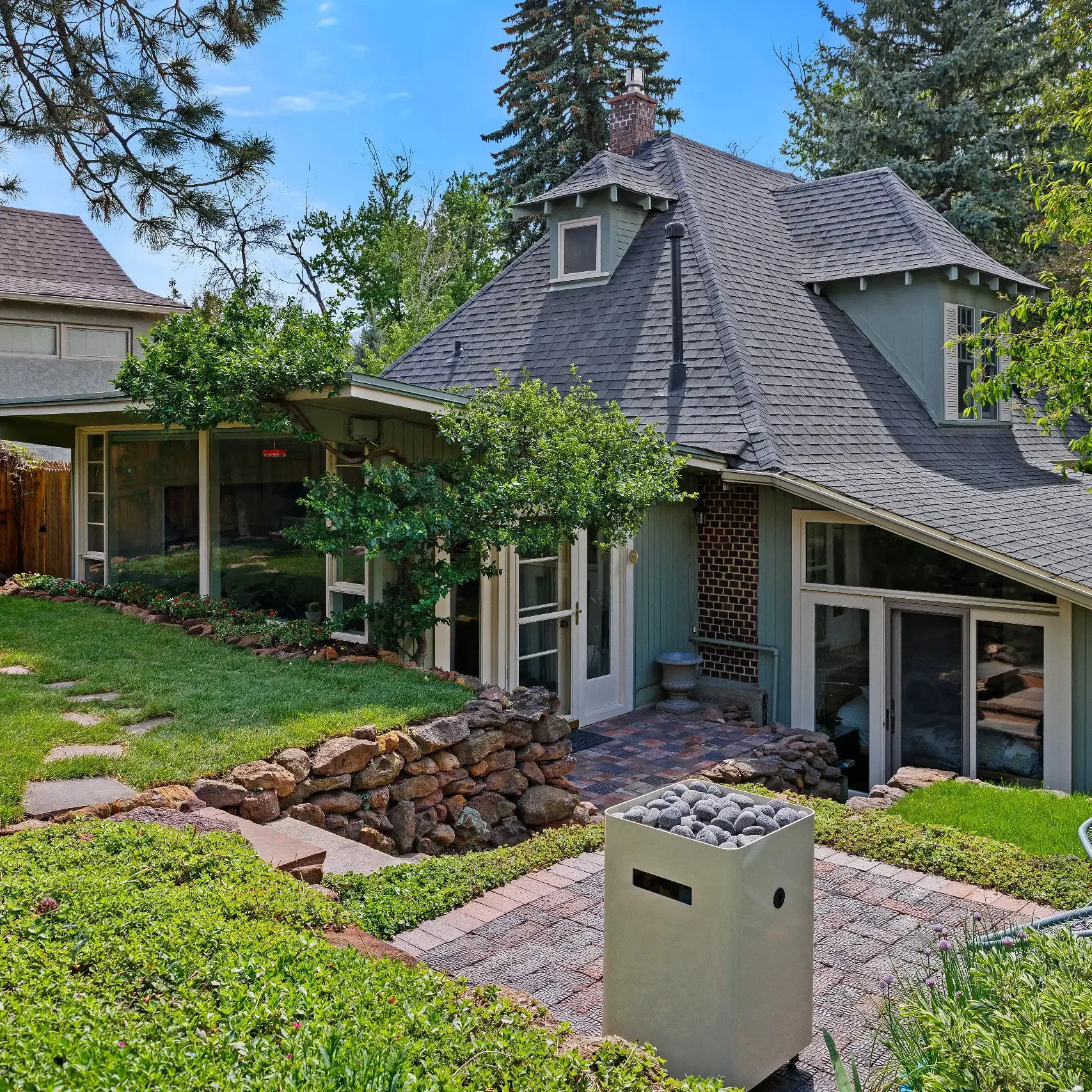 Colorado Springs, CO Landscaping Companies